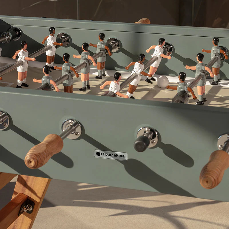 RS3 Holz-Kickertisch